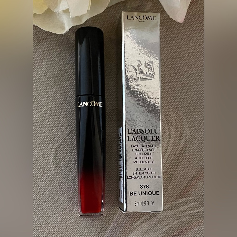 Lancôme Lipstick “Be Unique”